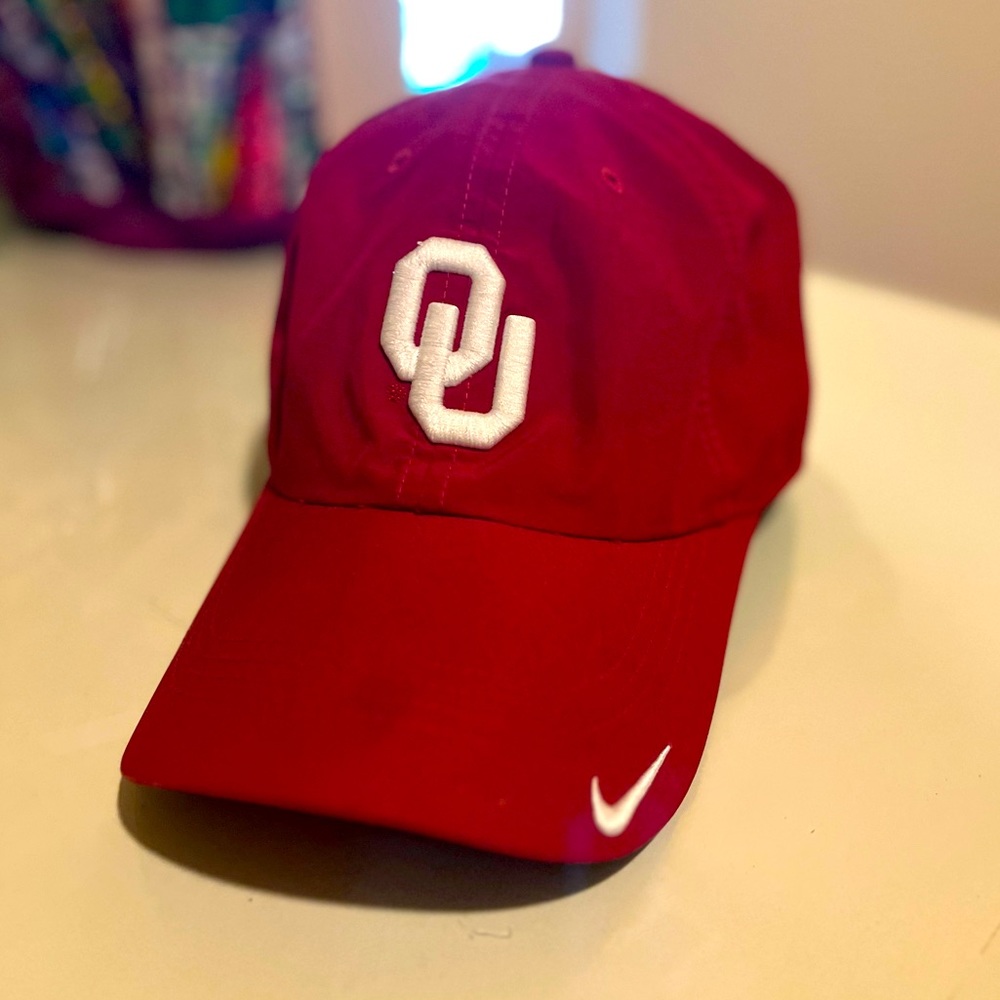 NIKE OKLAHOMA SOONERS DRI-FIT L91 ADJUSTABLE HAT - CRIMSON